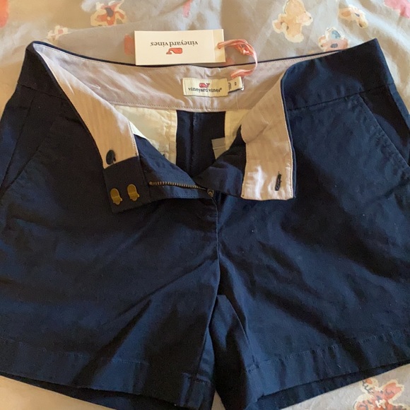 Vineyard Vines Shorts - Picture 2 of 3